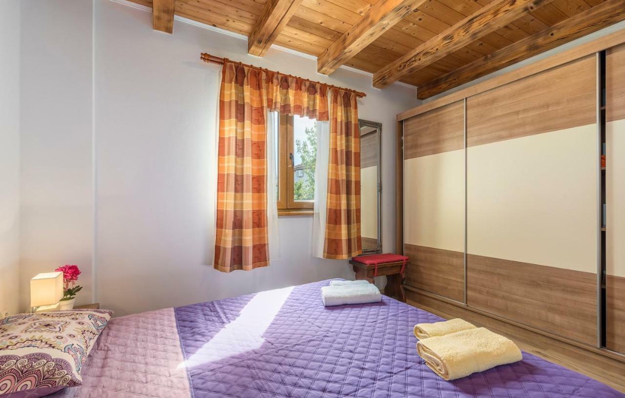 Holiday House Antonio Porec Exterior photo